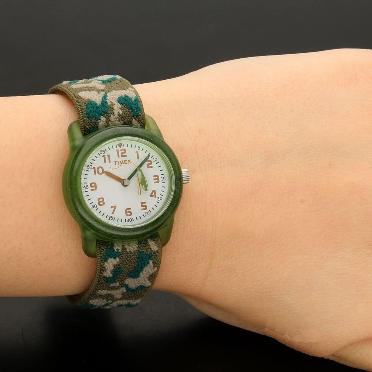 Montre Timex pour enfants avec bracelet en tissu élastique multicolore