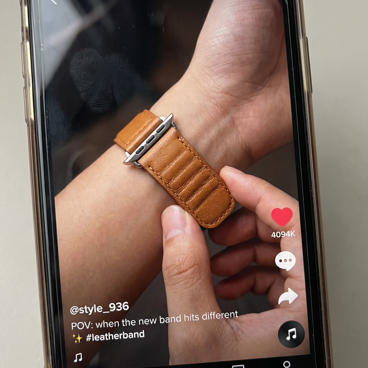 Leather Loop Strap for Apple Watch - Tiktok Video
