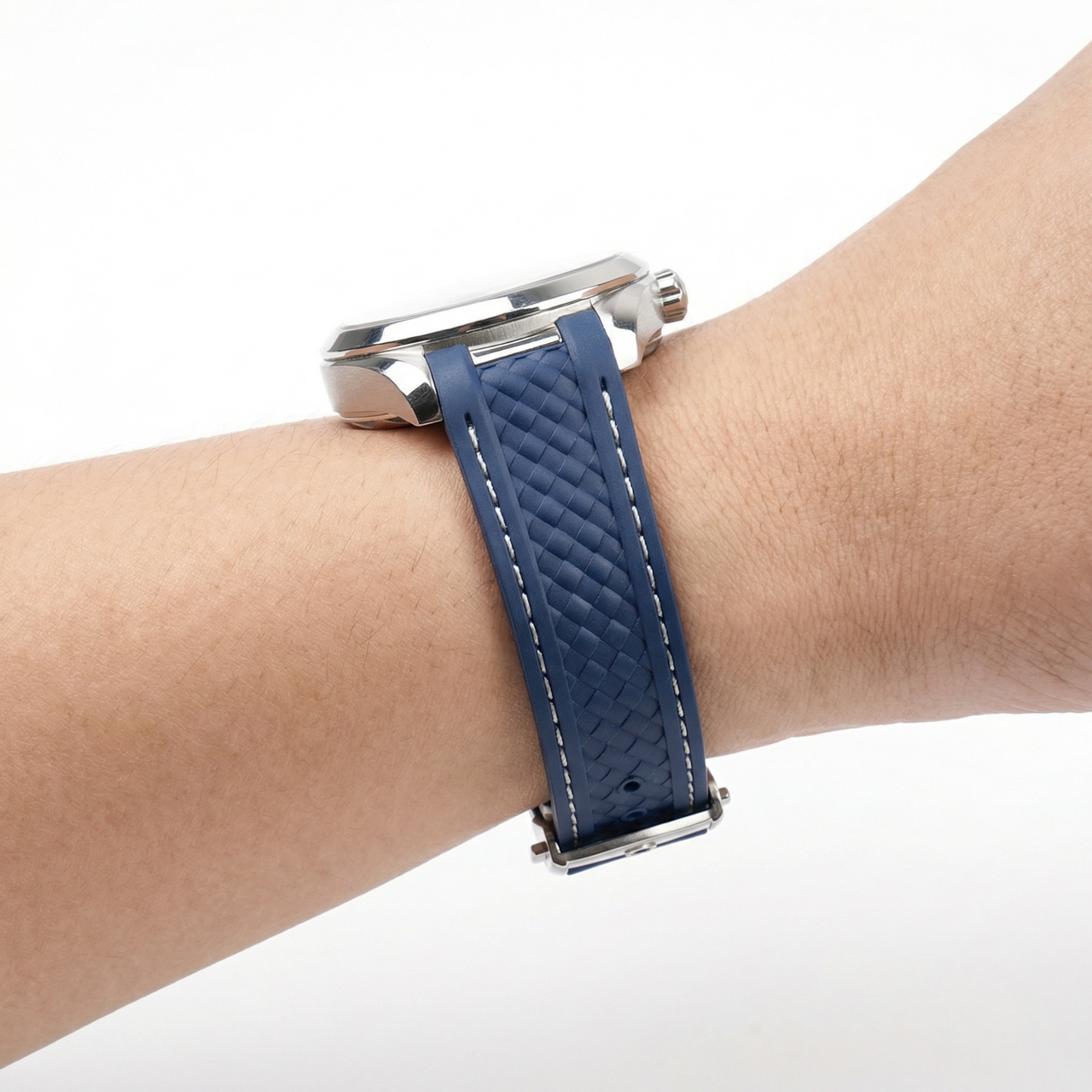 Rubber Silicone Strap for Omega Seamaster 150 - Wristshot