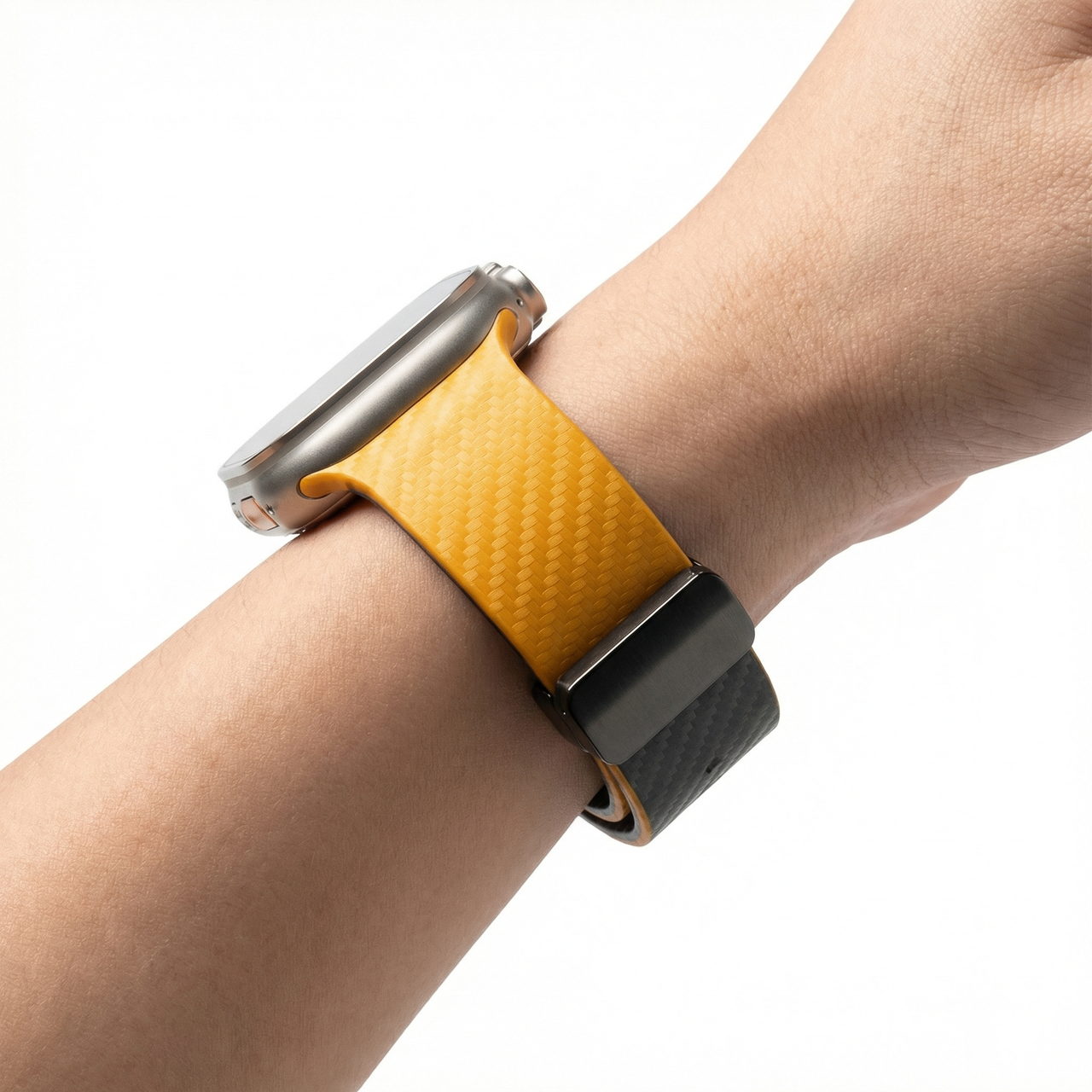 Carbon Fiber Magnetic Strap for Apple Watch - Wristshot